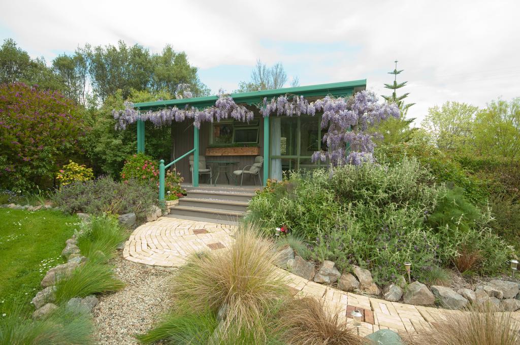 Waterwheel Cottage Upper Moutere Buitenkant foto