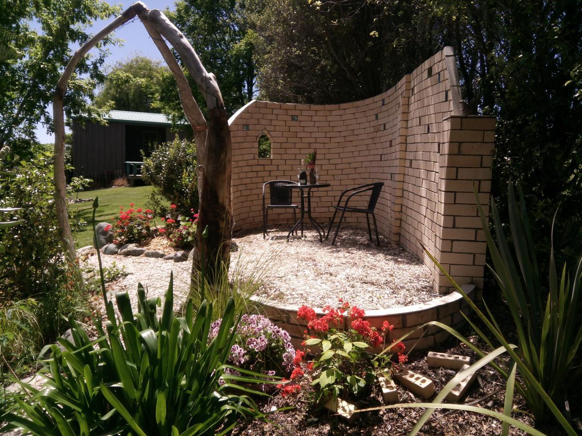 Waterwheel Cottage Upper Moutere Buitenkant foto
